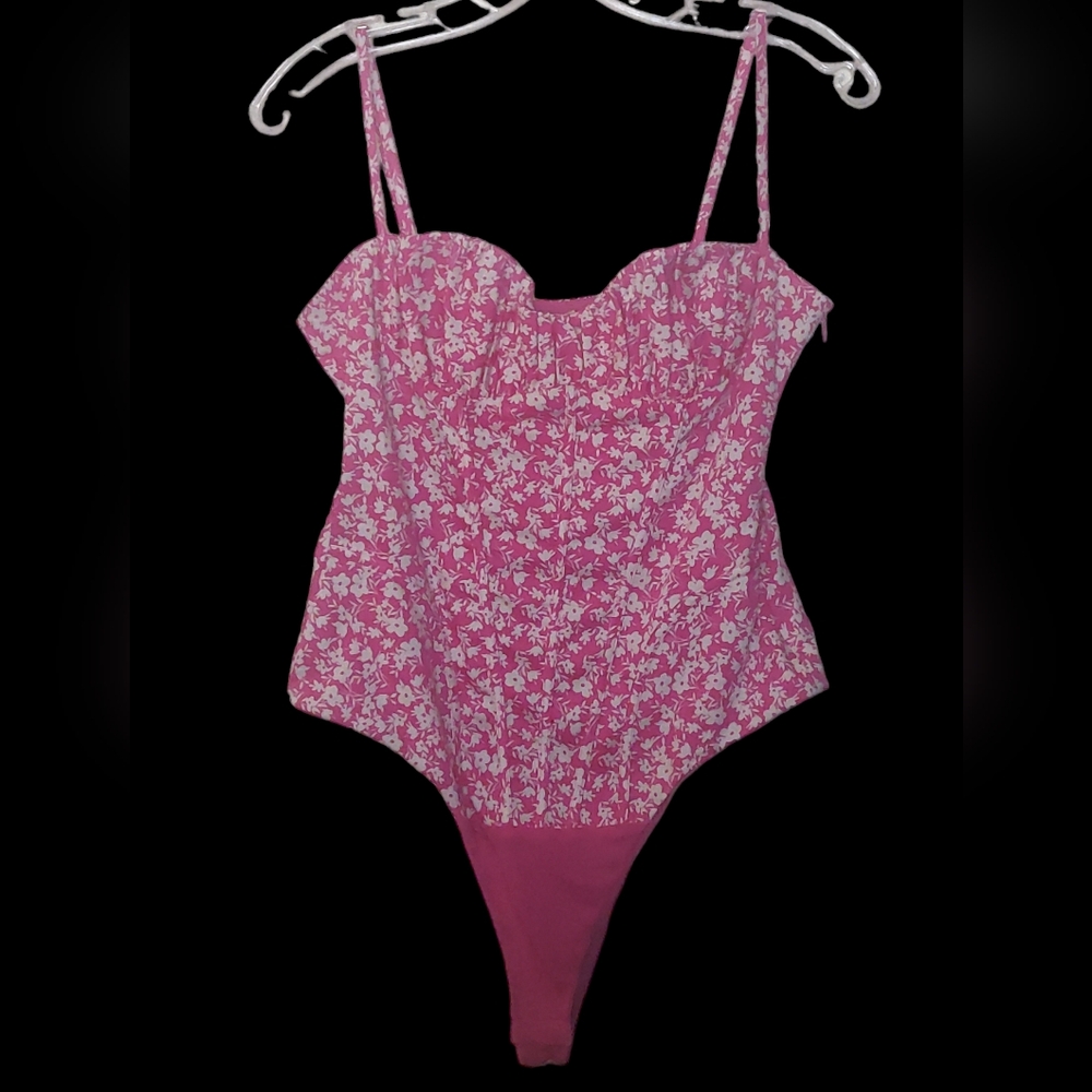 ZARA Pink/White Floral Corset Sweetheart Neckline Bodysuit. Size M.
